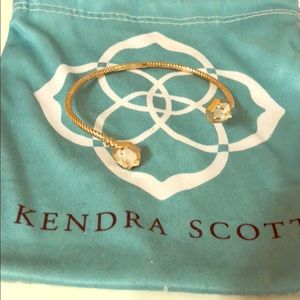 Kendra Scott bracelet